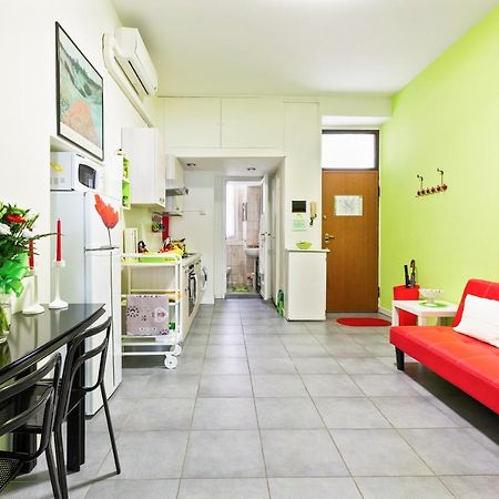 ミラノCenisio & Sempione Cosy Flatアパートメント エクステリア 写真